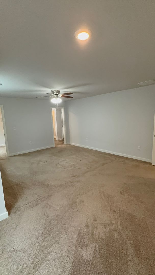 4 Bed 2.5 Bath Home – photo 3