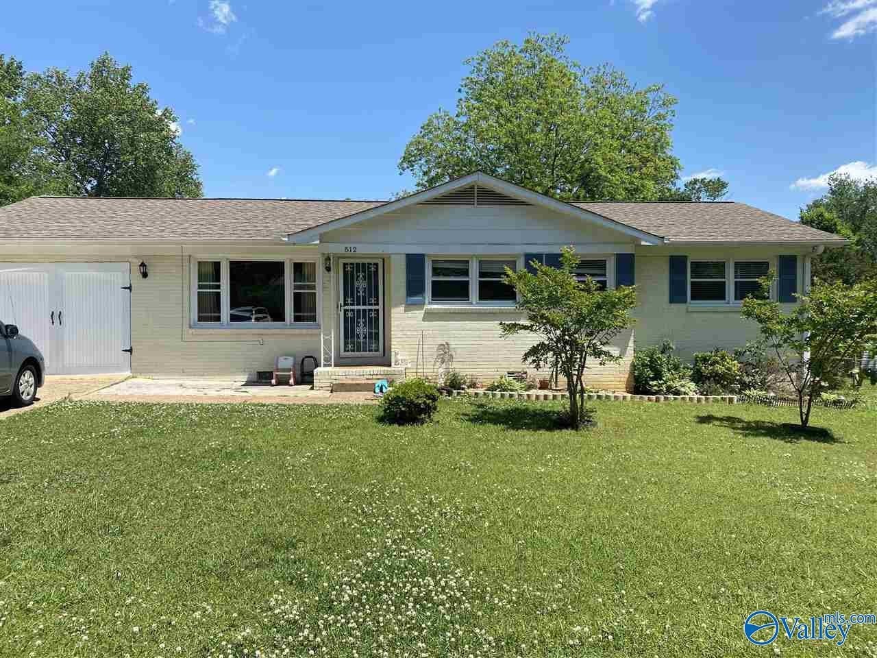 512 Clift Drive – photo 1