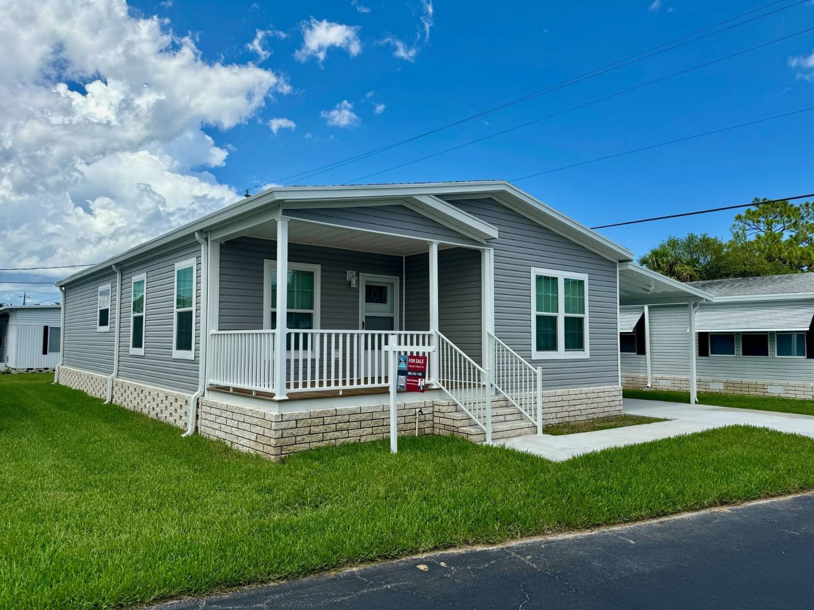 1270 Plymouth Place – photo 1