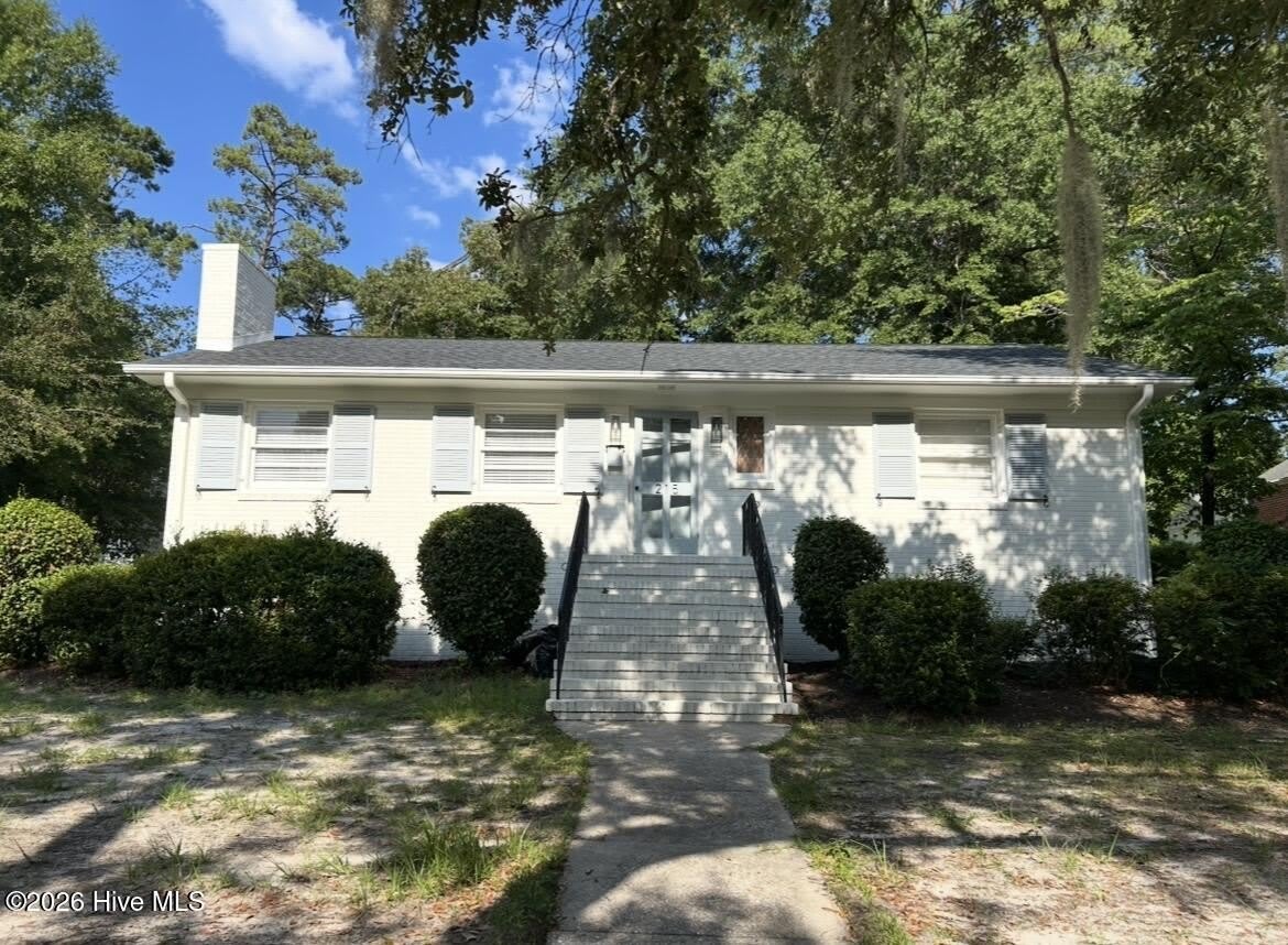 215 Keaton Avenue – photo 1
