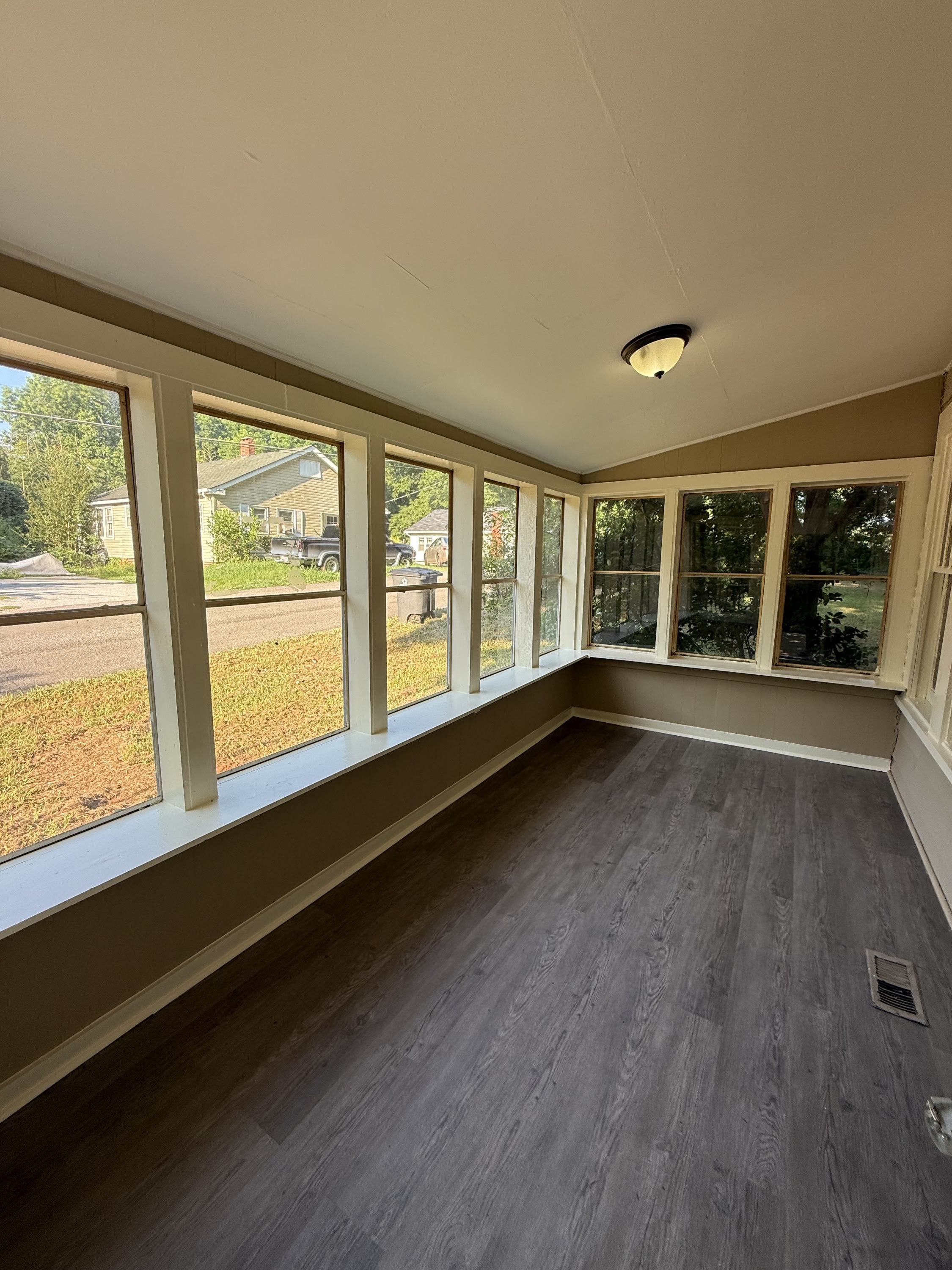 109 Oak Avenue – photo 3