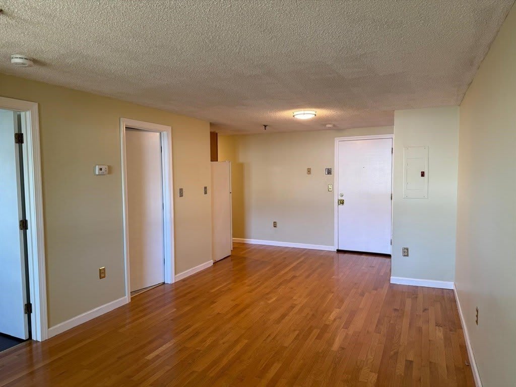 35 Prospect St – photo 3