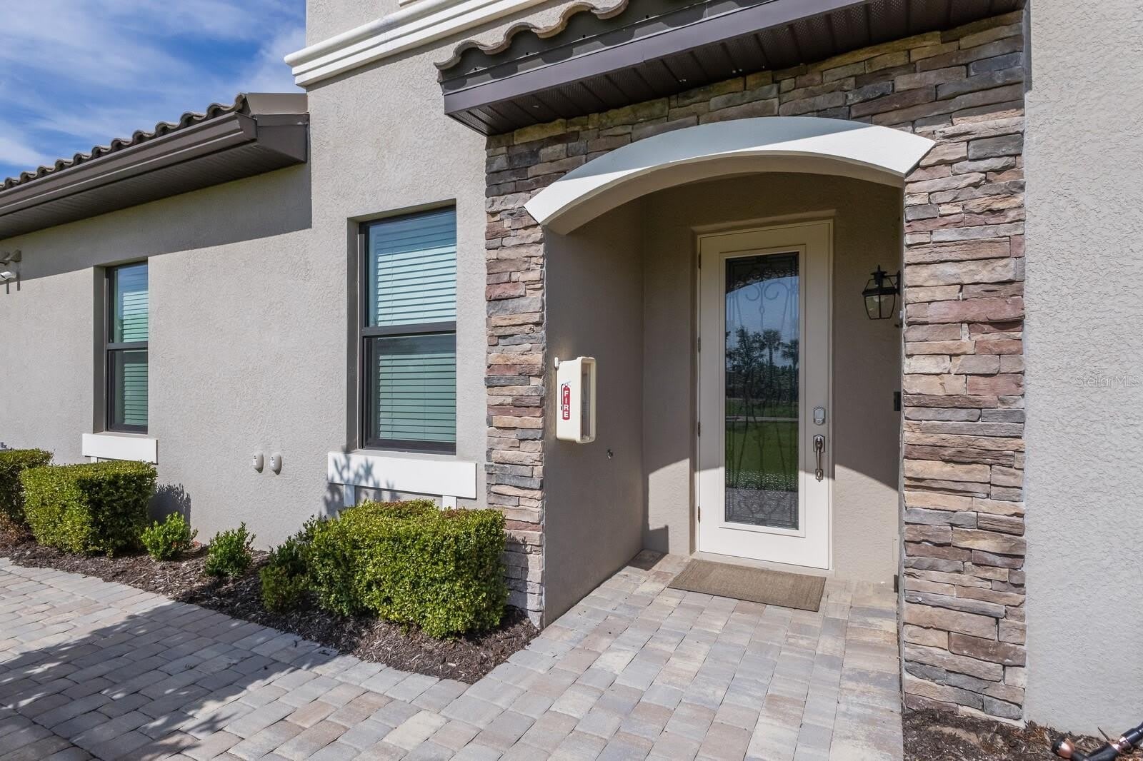 18117 GAWTHROP Drive – photo 4