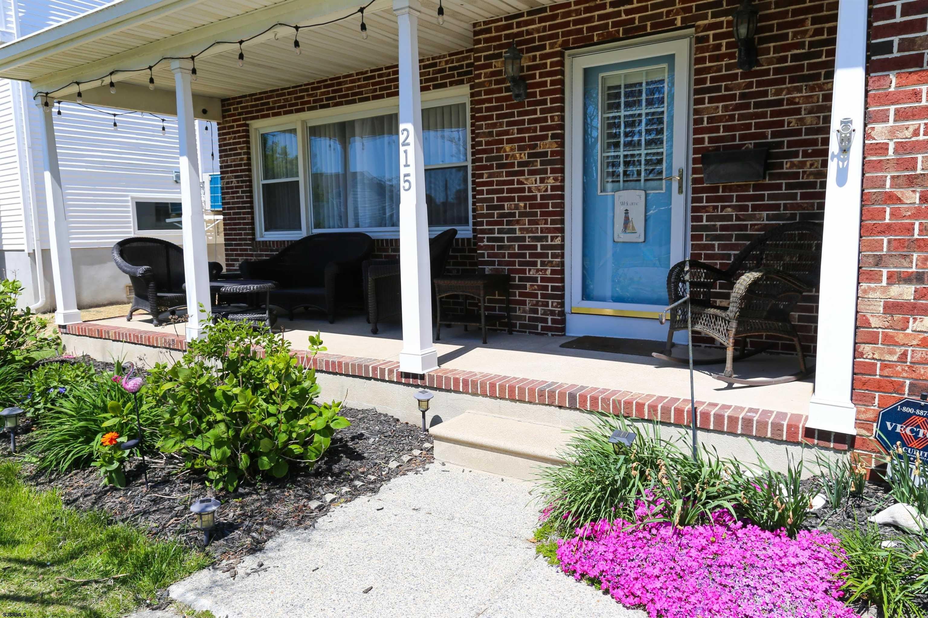 215 27th St S – photo 4