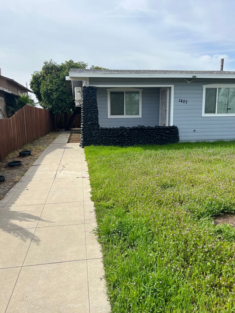 *MOVE IN SPECIAL* East Bakersfield House – photo 1