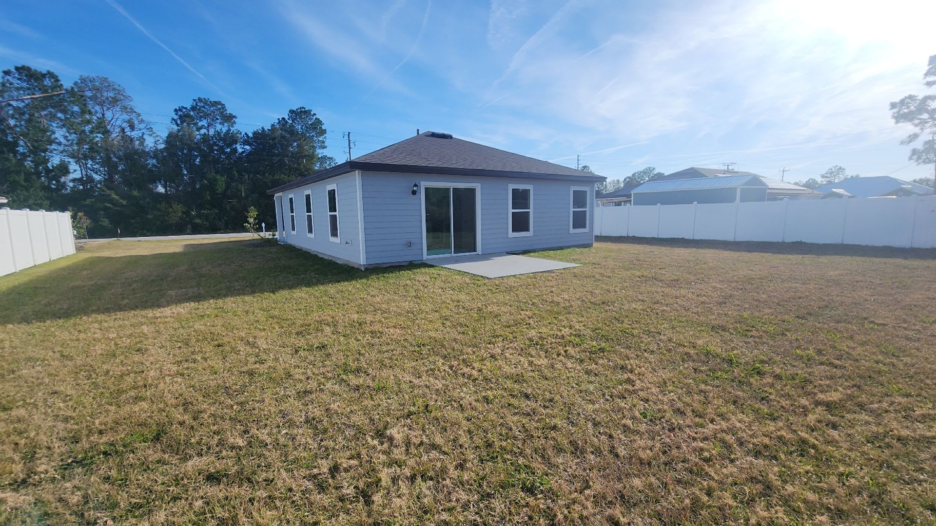 Newer Construction 3 Bed 2 Bath Home With 2 Car Garage Nestled Right In Palm Coast Minutes From Shopping And Dining – photo 3