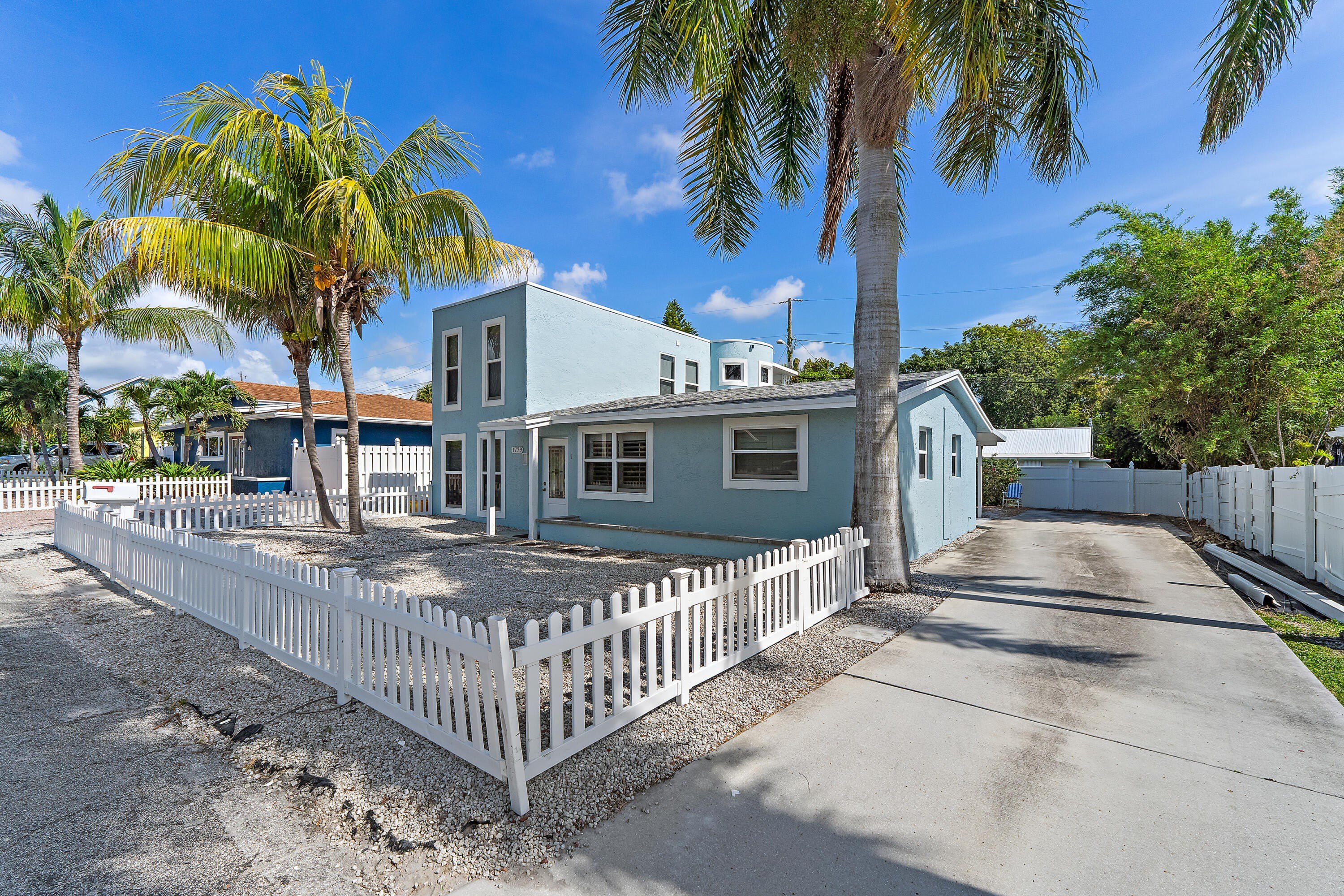 1779 Len Drive – photo 3