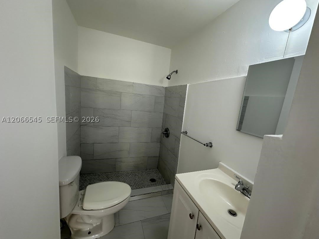 1293 NE 109th St – photo 4