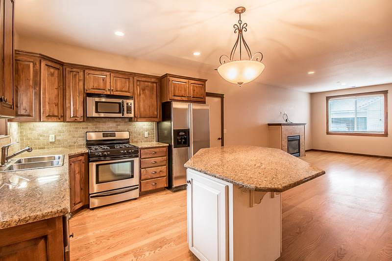1462 East Mordyl Loop – photo 4