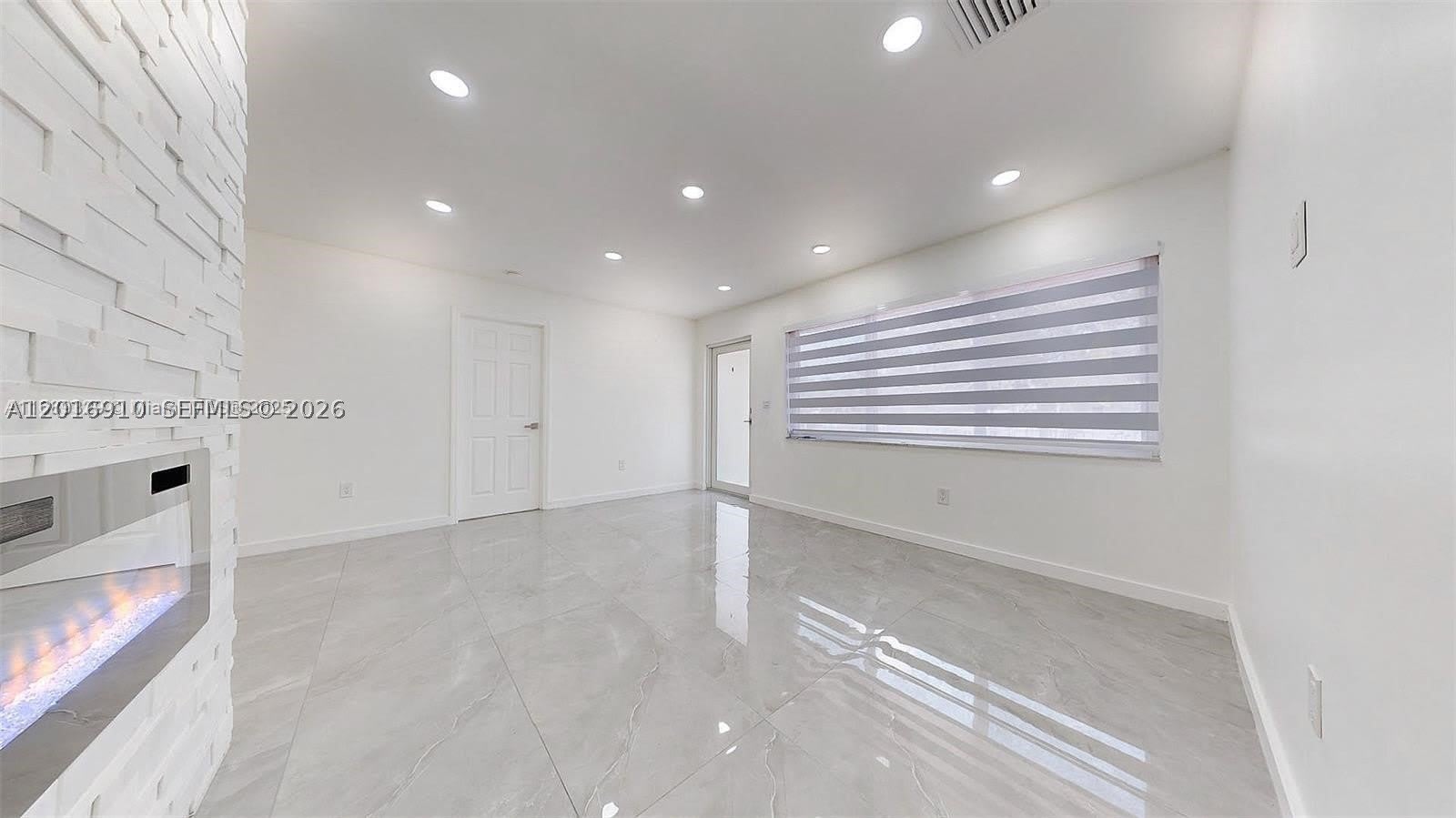 15704 SW 302nd Ter – photo 3