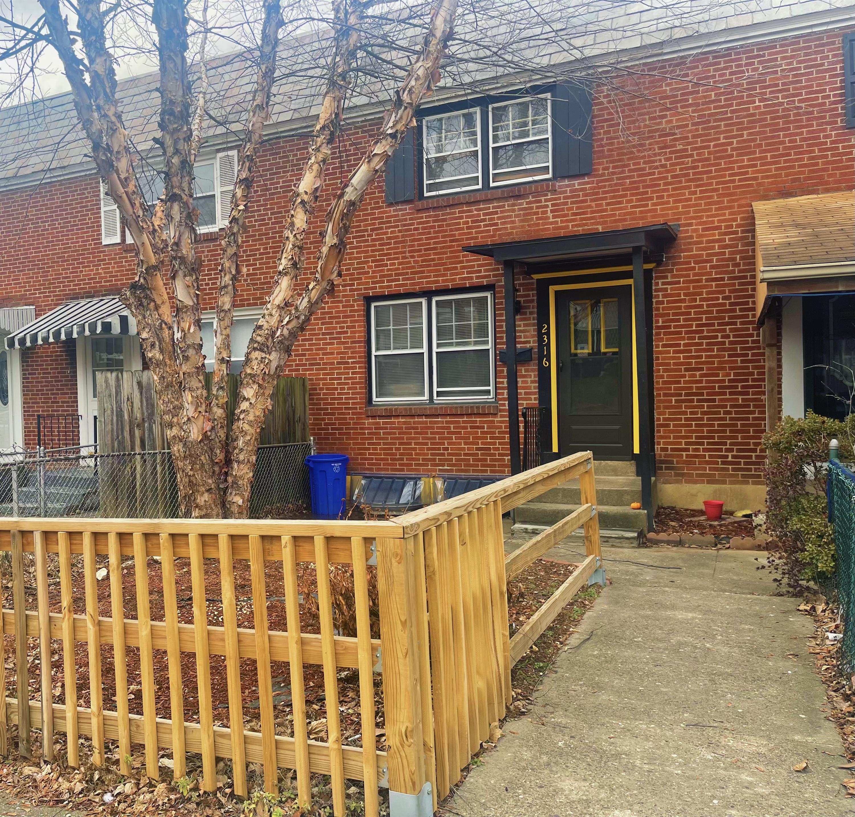 2316 Kensington Street – photo 2