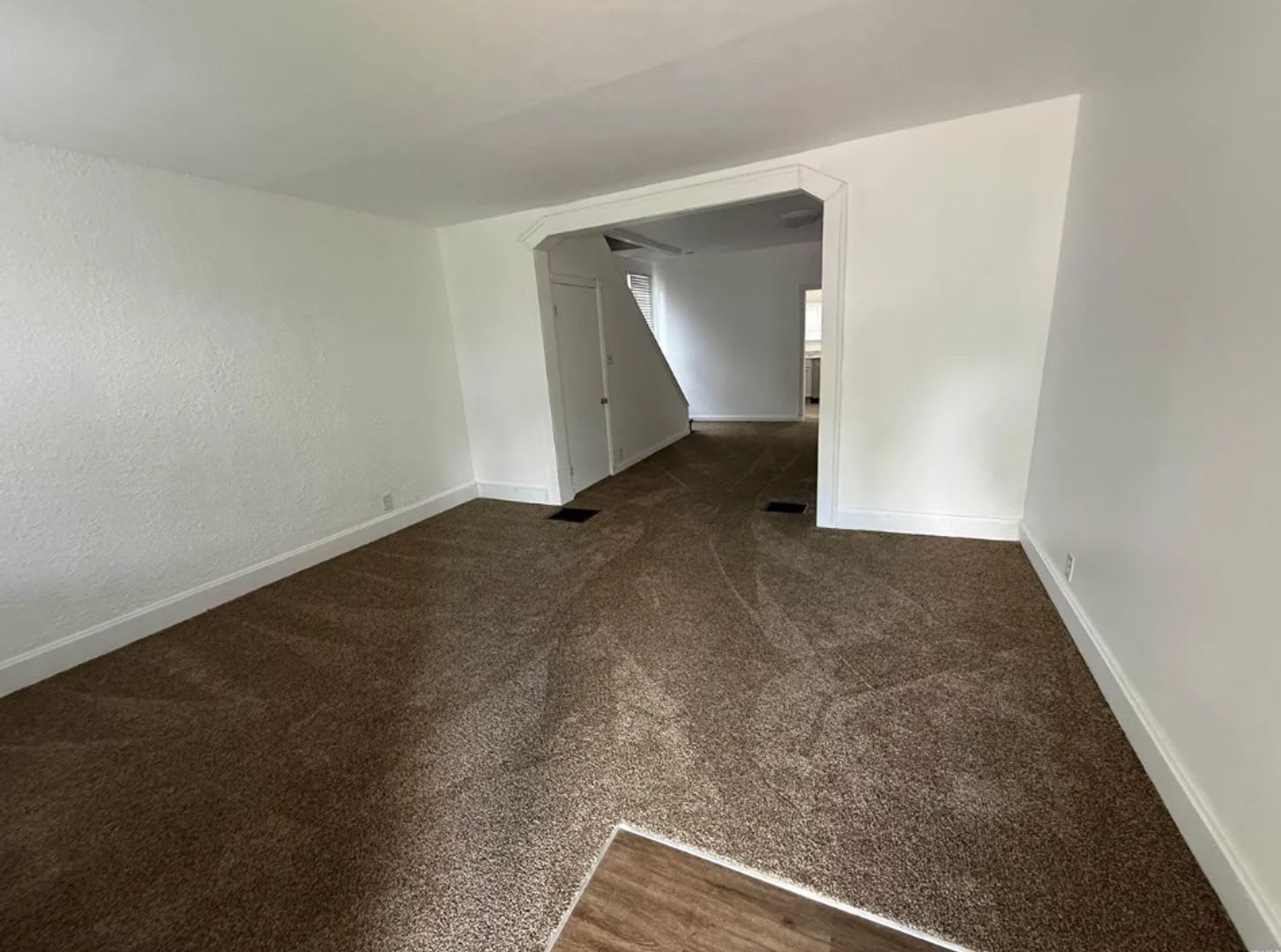Three Bedroom Renovated Home – photo 5