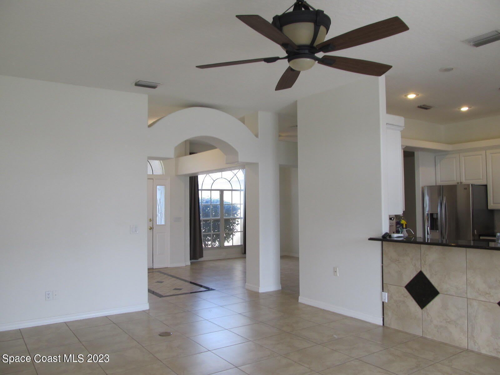 986 Fostoria Drive – photo 3