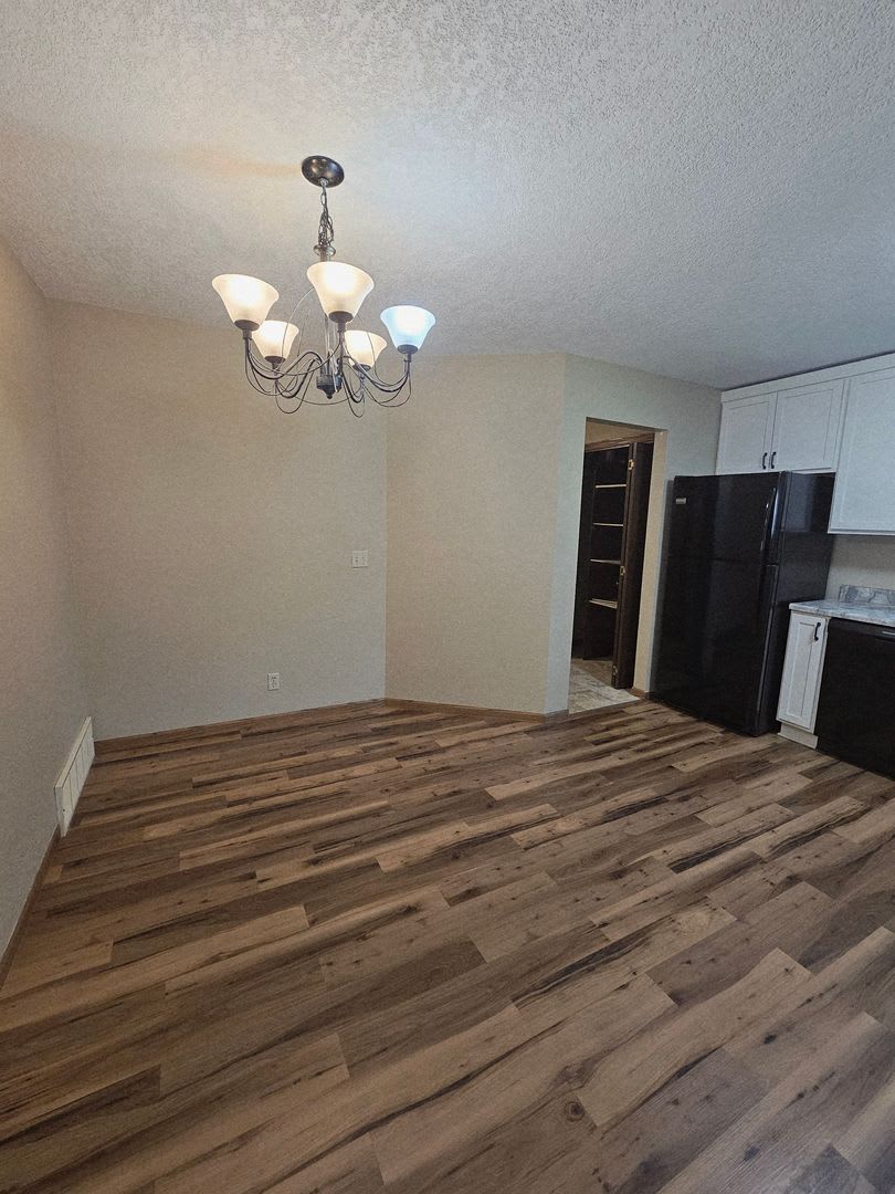 2 BEDROOM – photo 4