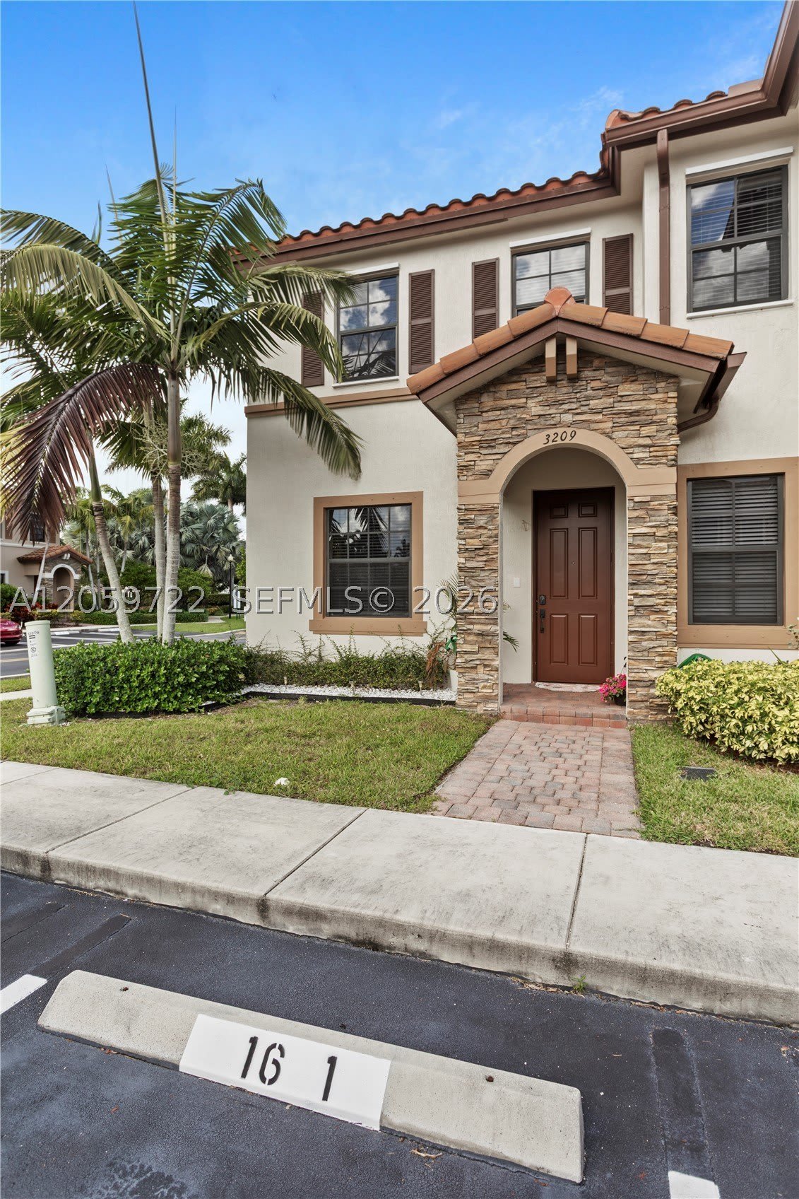 3209 SE 4th Ct – photo 3