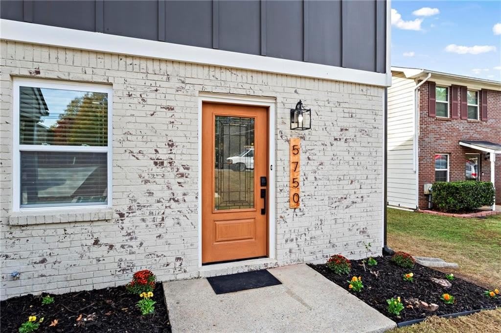5750 Old Gordon Road – photo 4
