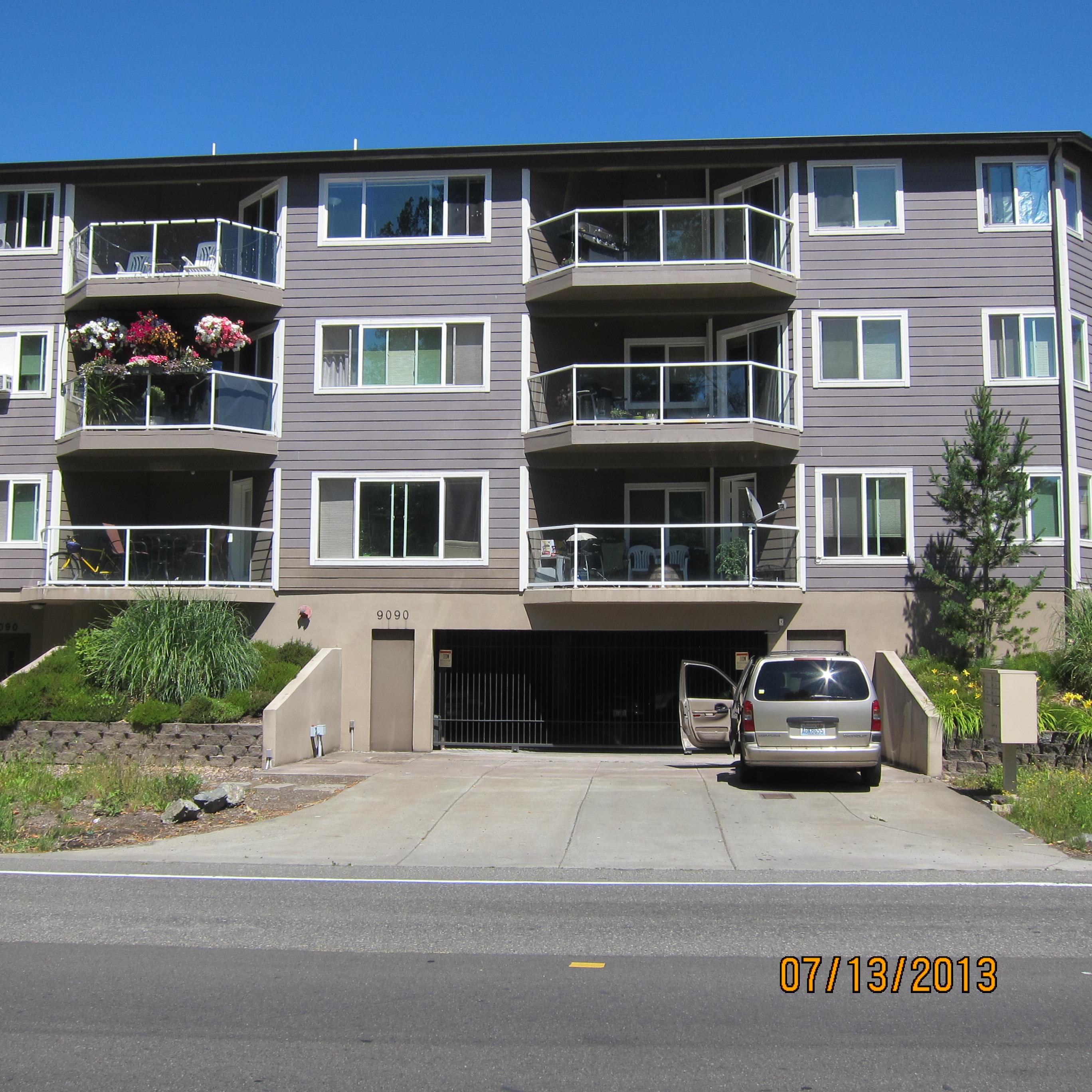 9090 Ravenna Ave Ne – photo 1