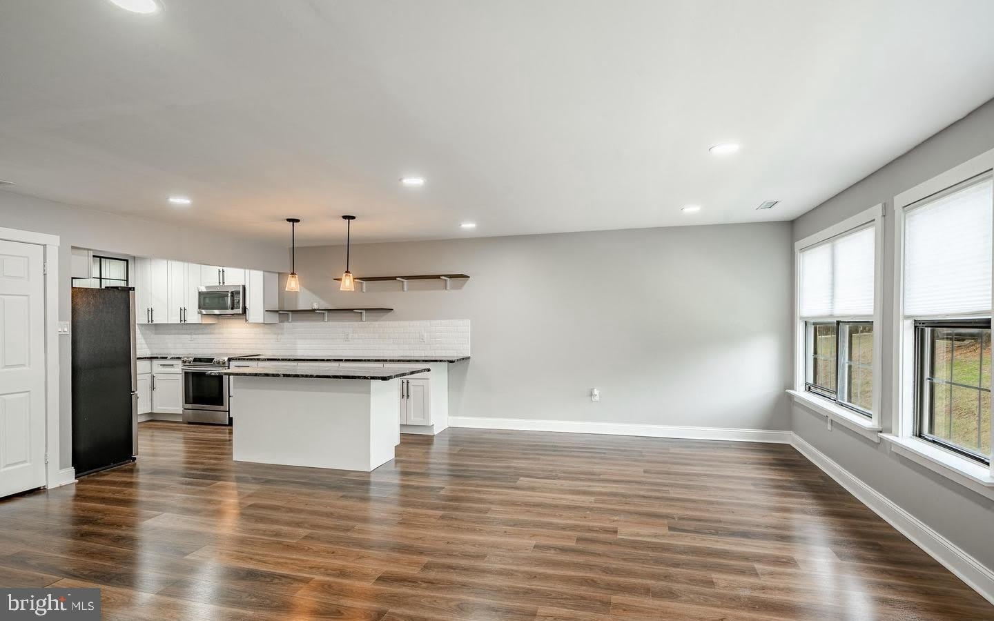 239 Smallwood Court – photo 2