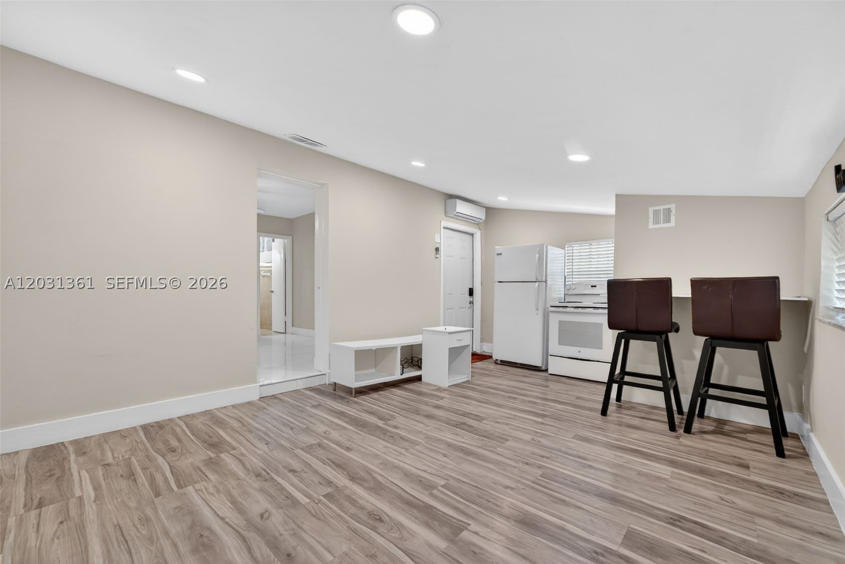 18930 NW 44th Ct – photo 2