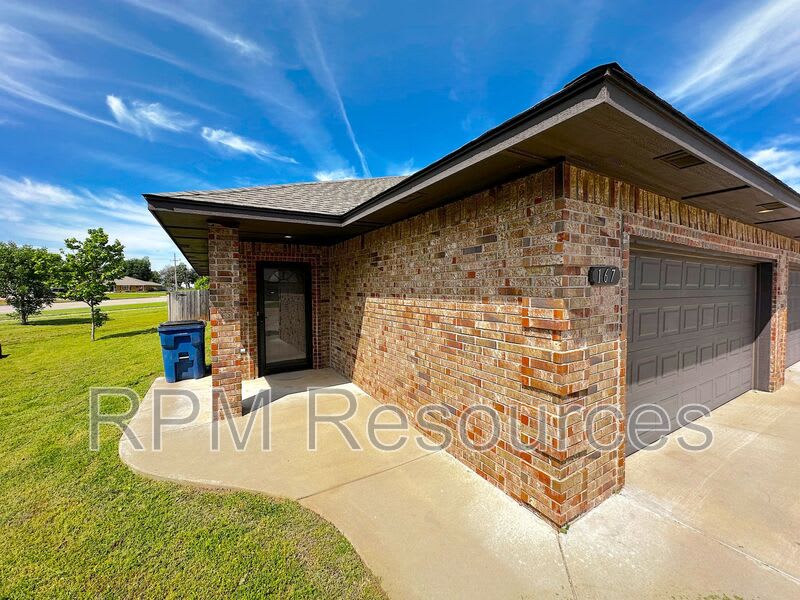 167 Bison Court Way – photo 2