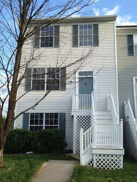 557 Radford Ter NE – photo 1