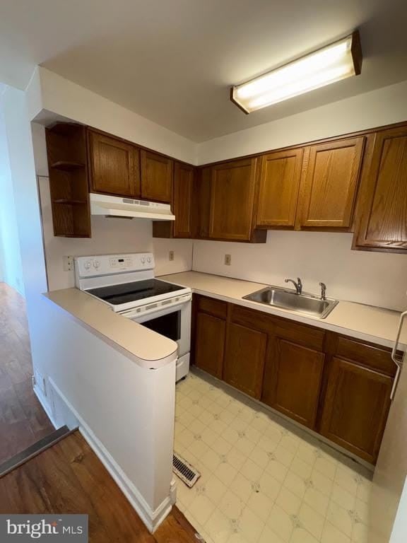 302 E 11TH STREET – photo 5