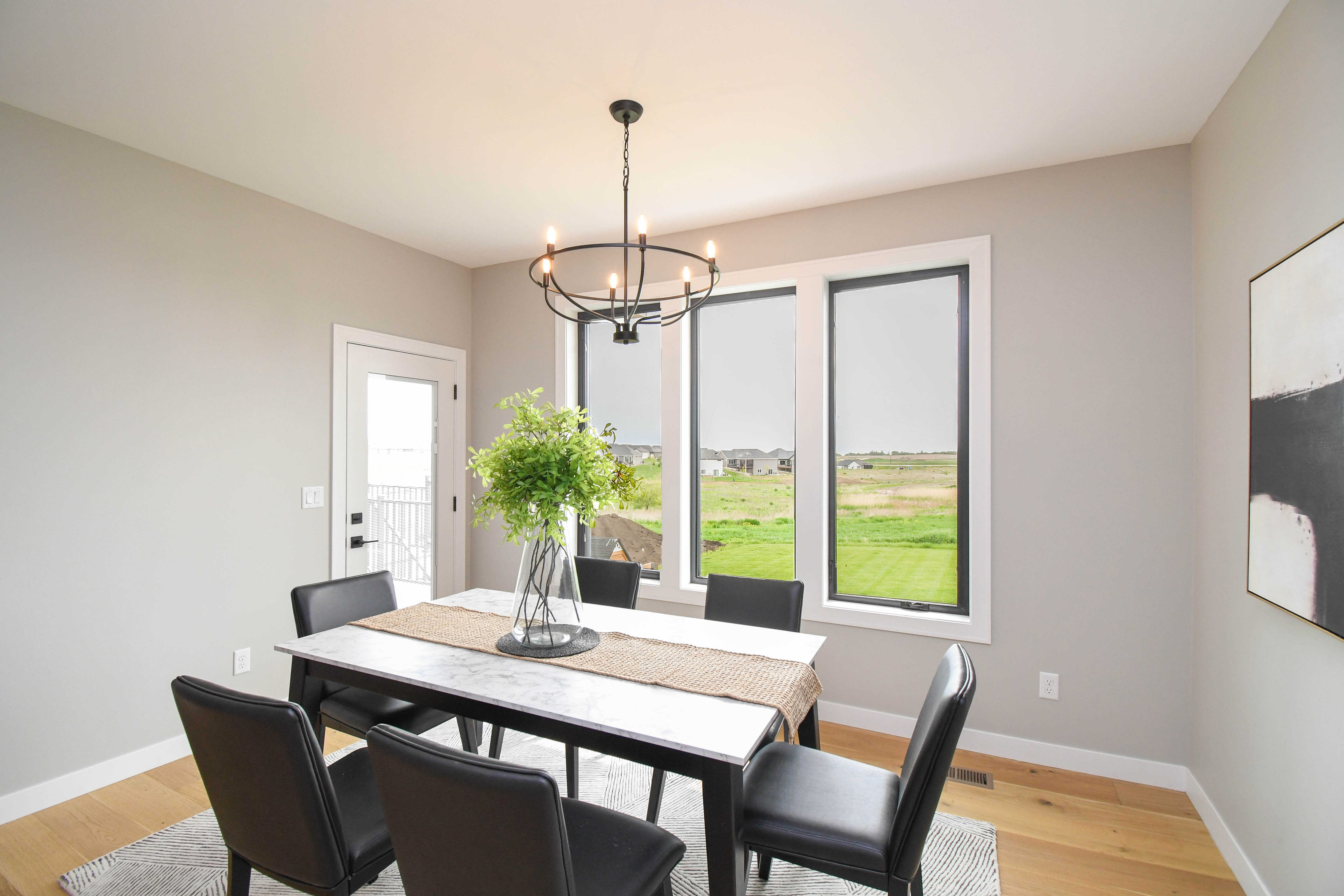 1520 North Marlowe Avenue – photo 4