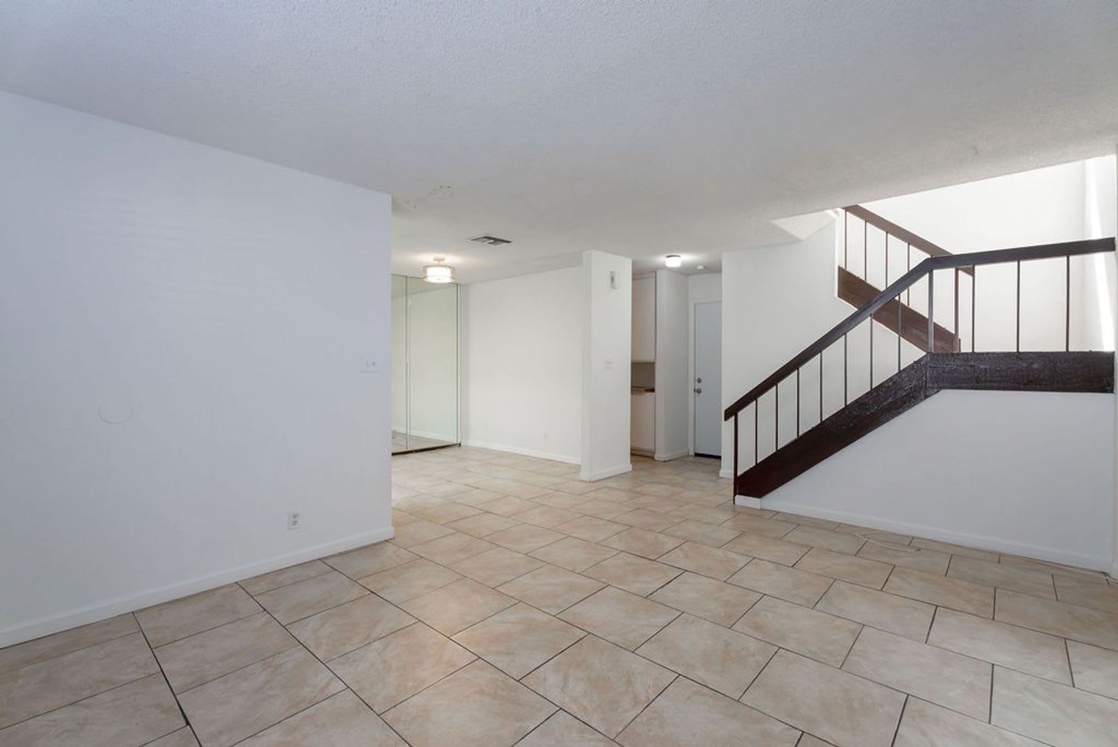 1722 East University Avenue #7, Las Vegas, NV 89119 – photo 1