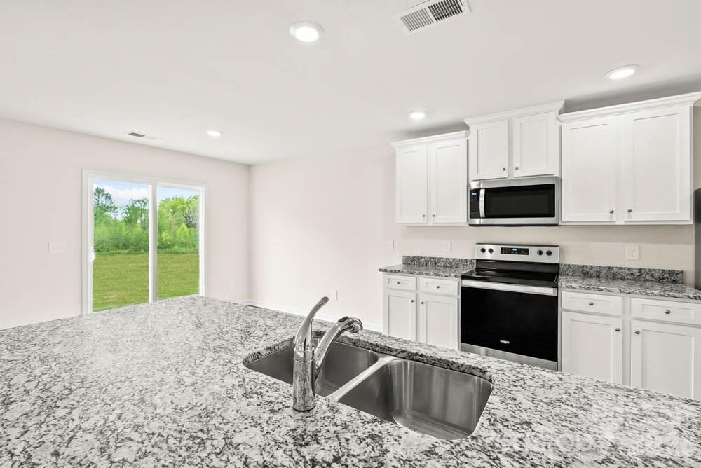 1305 Nia Road – photo 3
