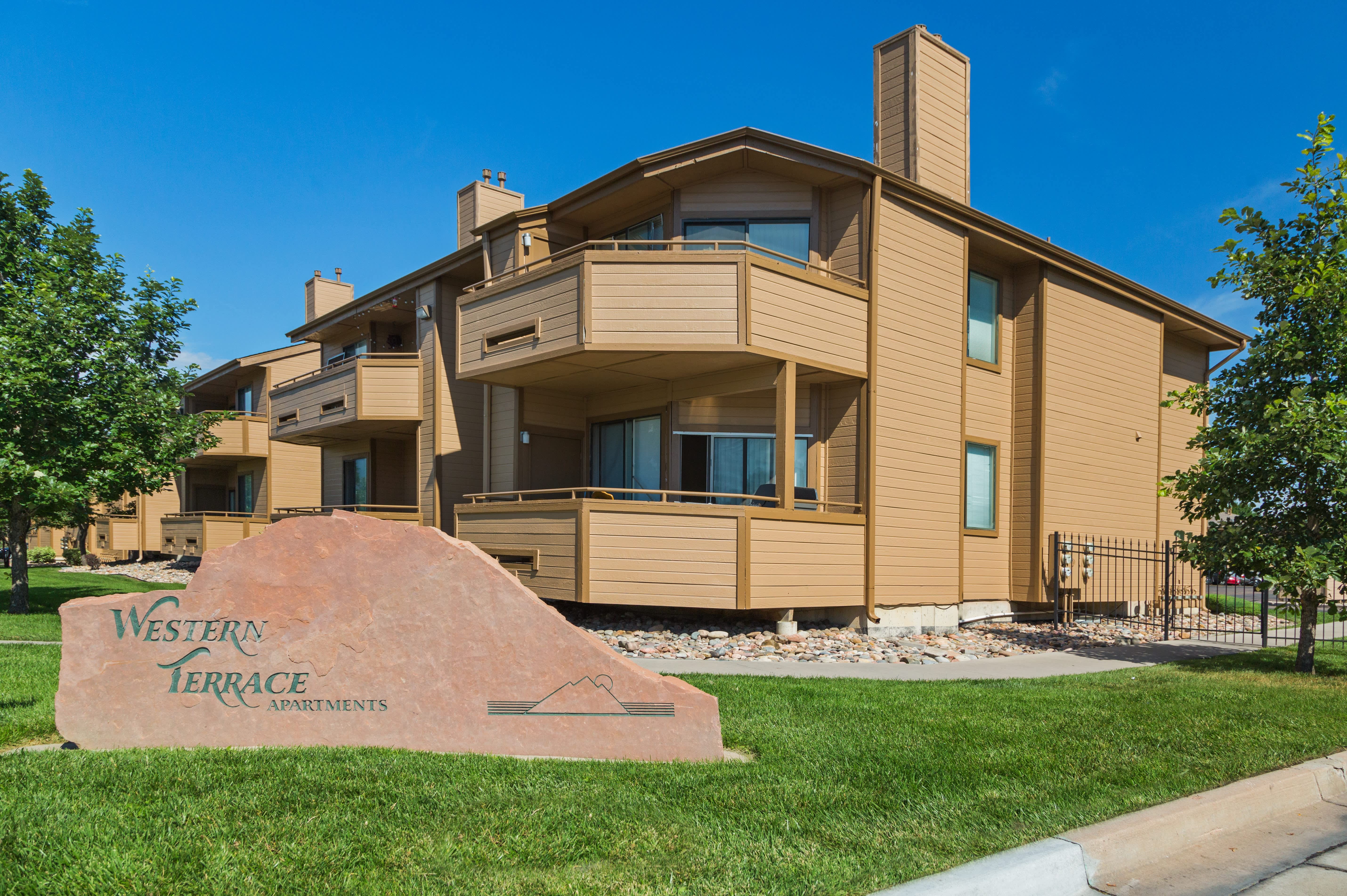 Western Terrace – photo 1