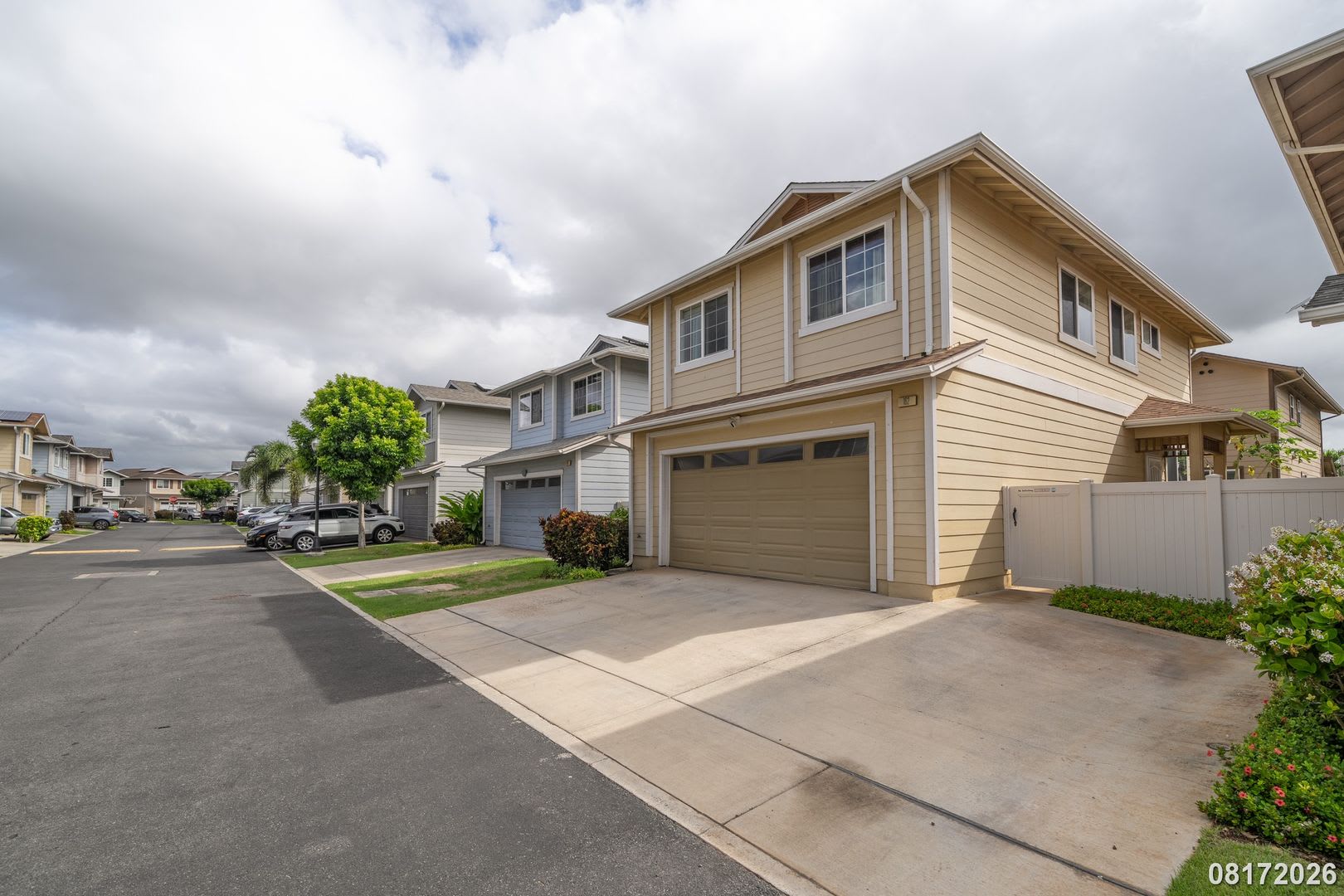 4BR / 2.5BA Ewa Beach Home – Central AC, Private Yard, 2-Car Garage + 3-Car Driveway Parking! – photo 1