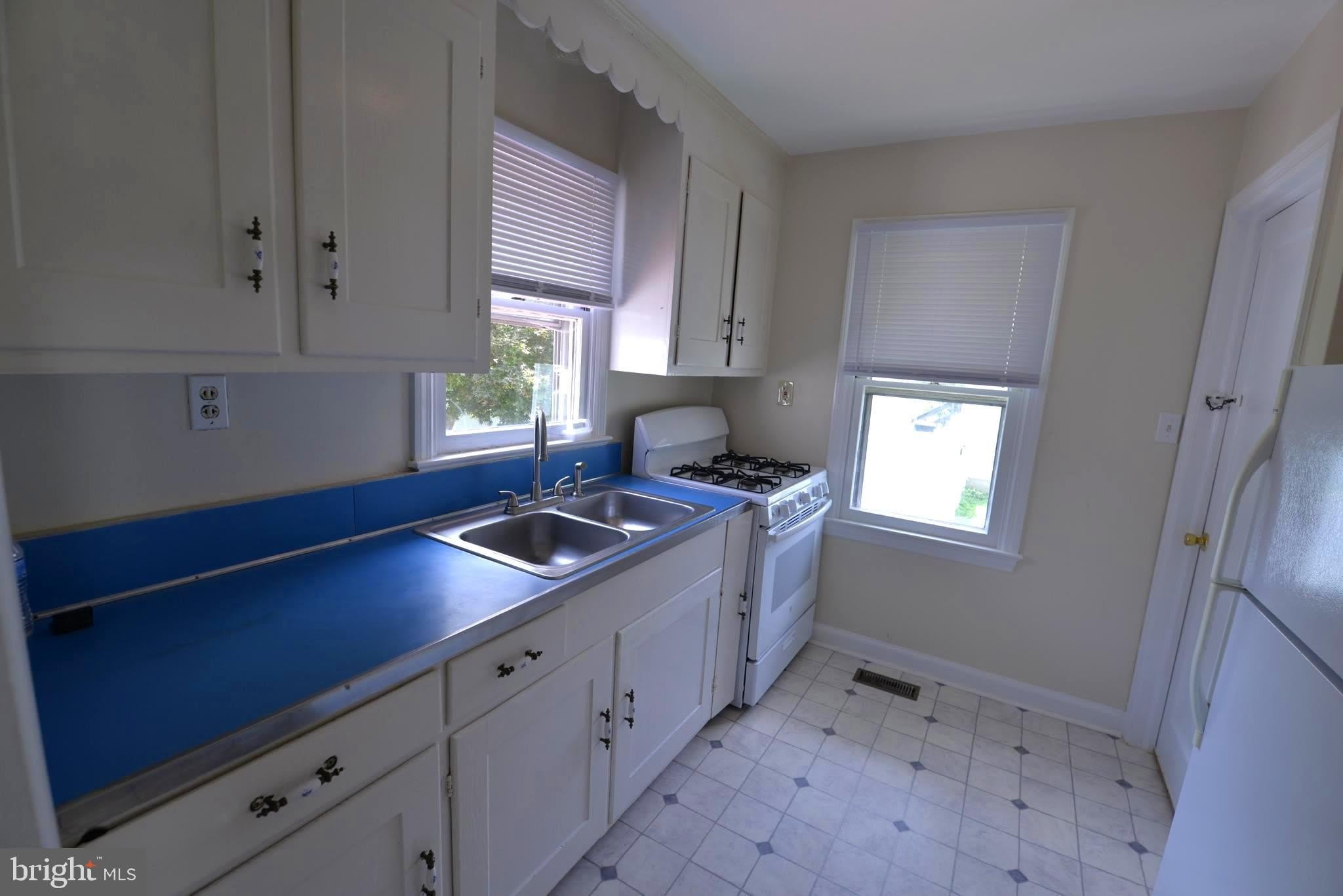 116 WALNUT Street – photo 5