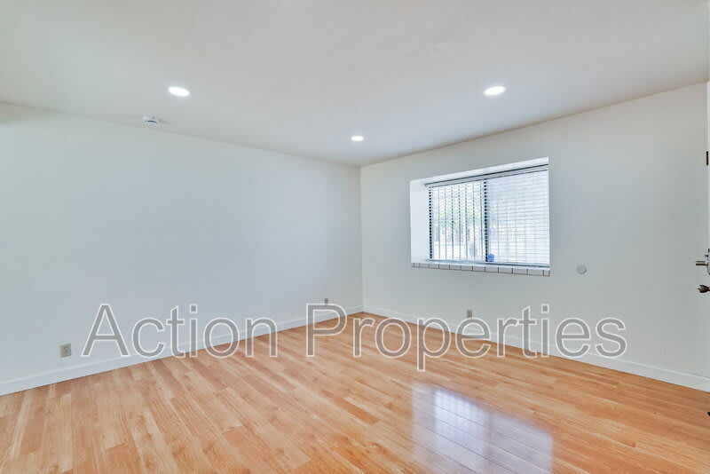 4010 Shanj Court – photo 3