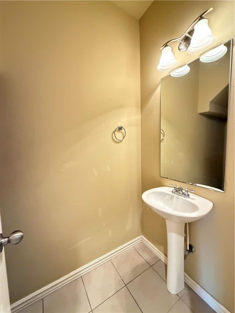 603 Southwest Loudon Drive – photo 2
