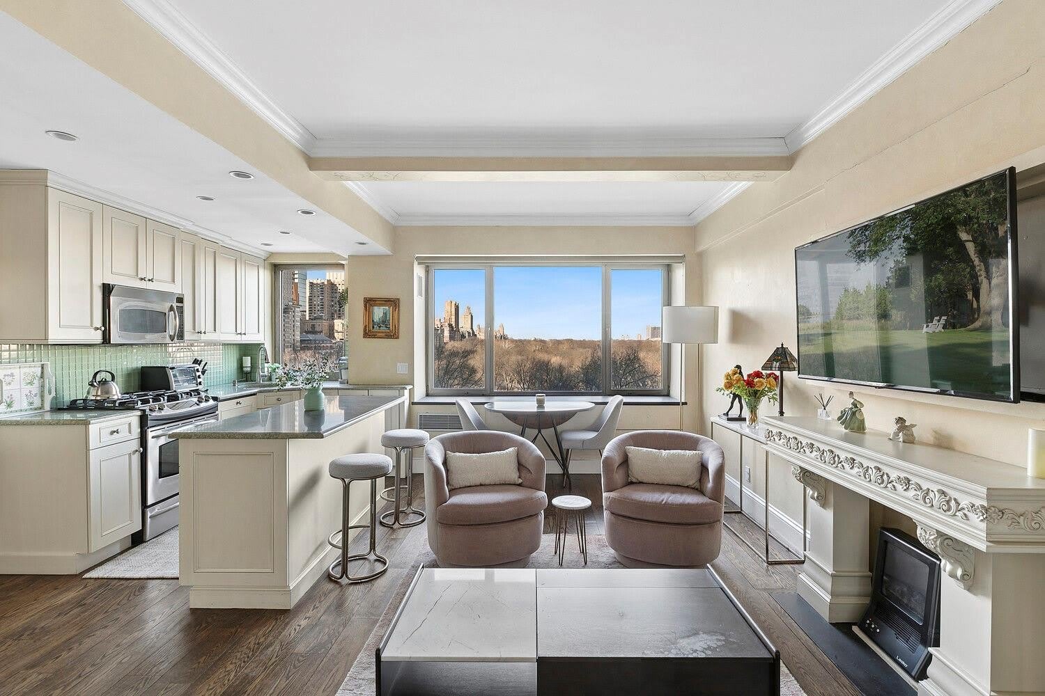 230 CENTRAL Park – photo 2