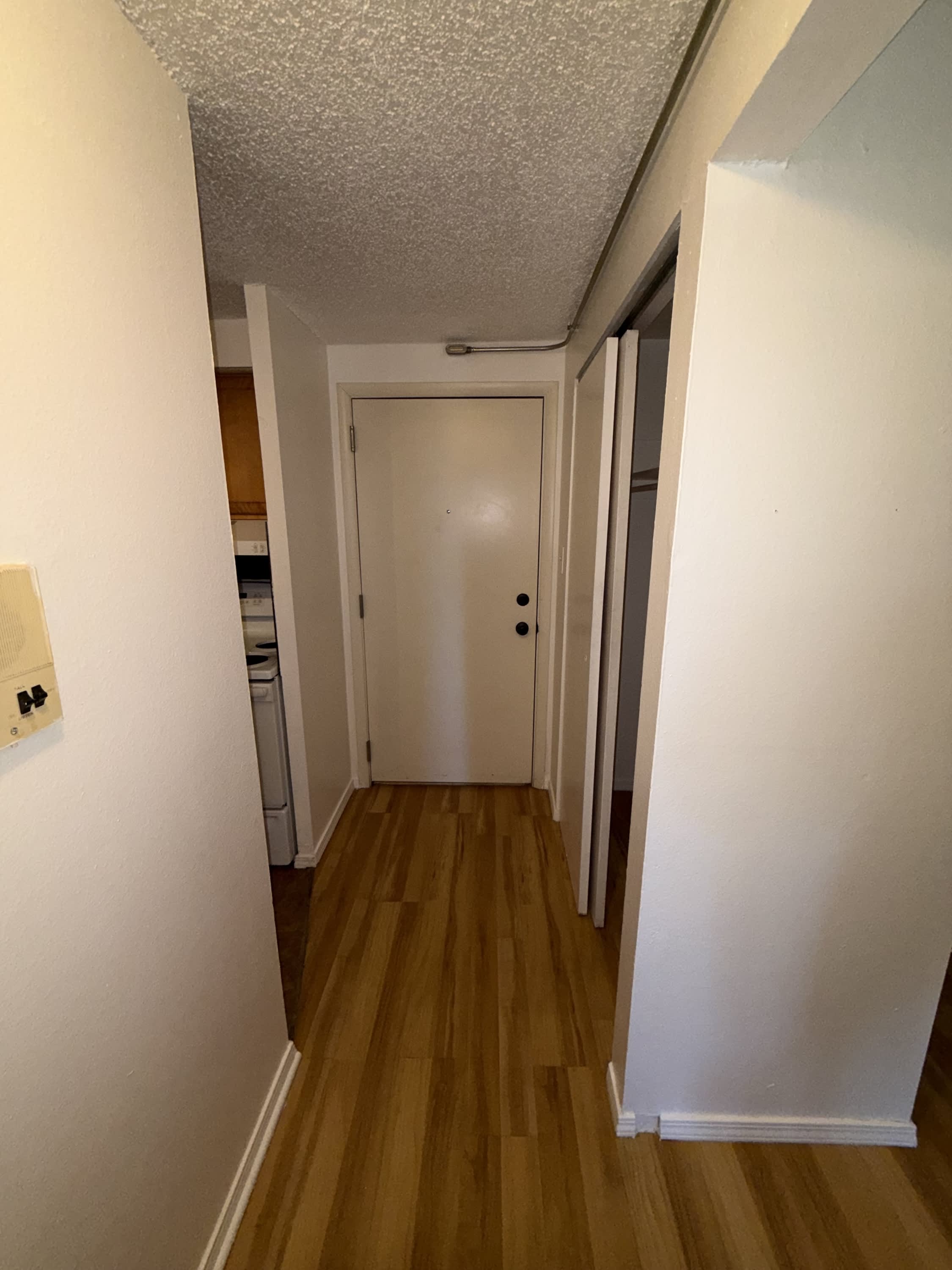 8824 East Florida Avenue – photo 2