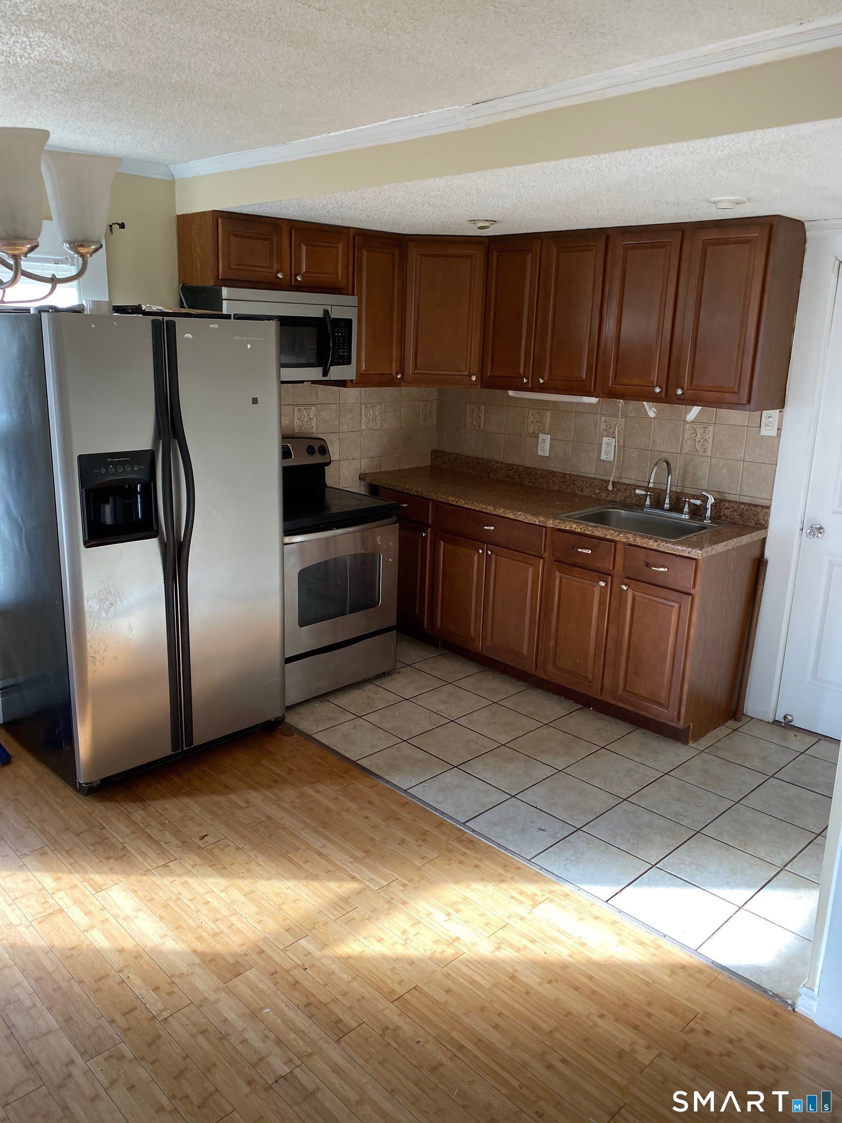 39 Holmes Avenue – photo 2