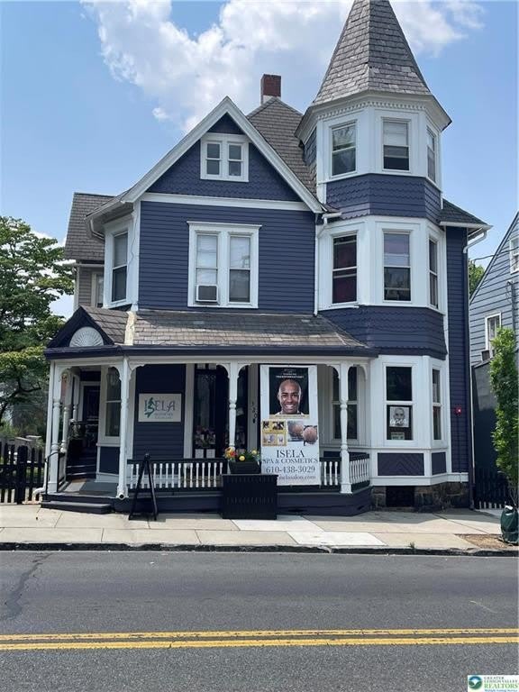 320 Cattell Street – photo 2