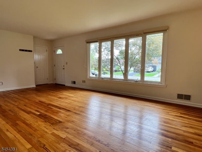 1 Alanon St – photo 3