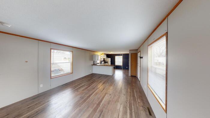 124 Delta Avenue – photo 5