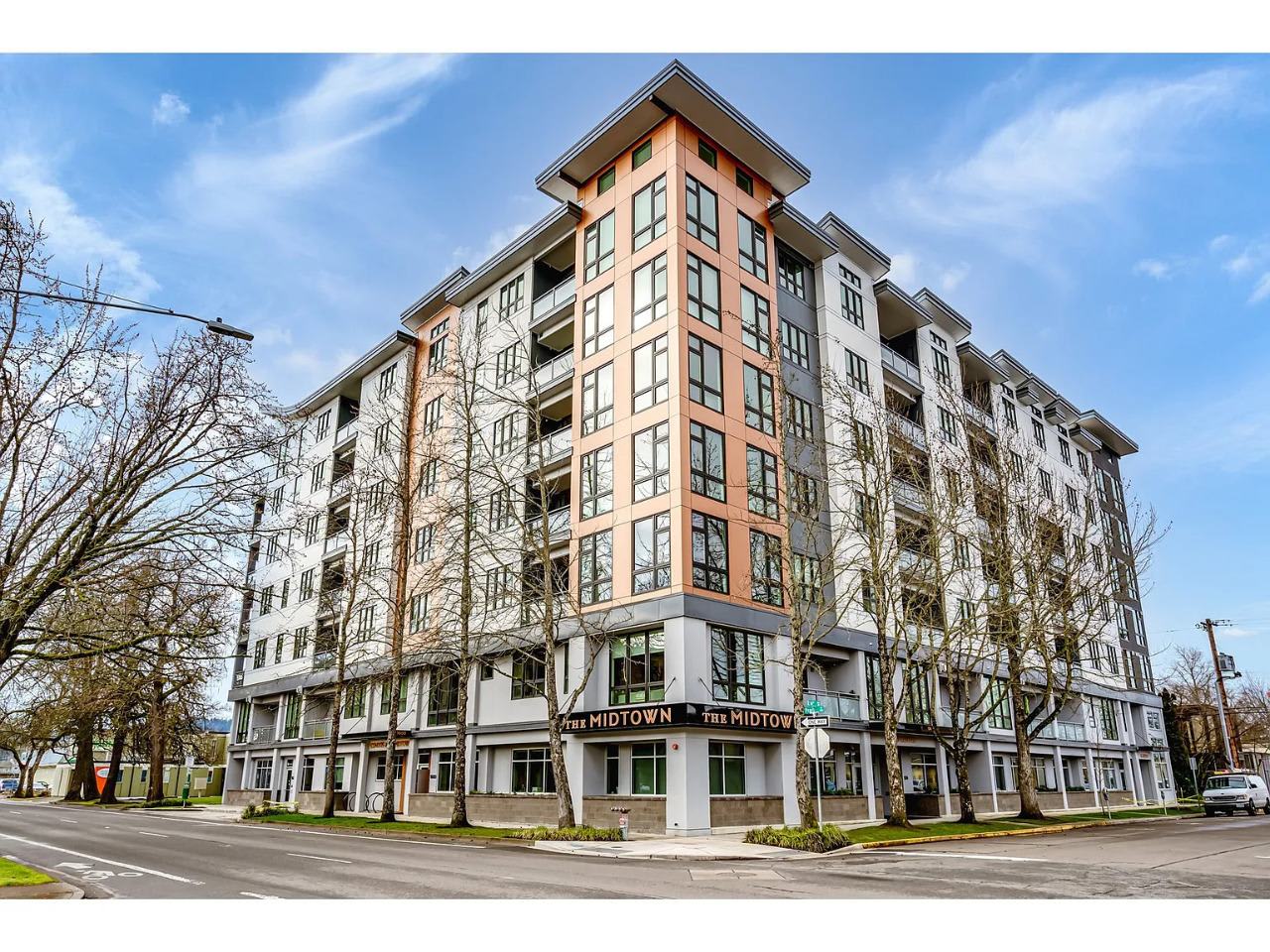 1600 Pearl St Apt 304 – photo 1