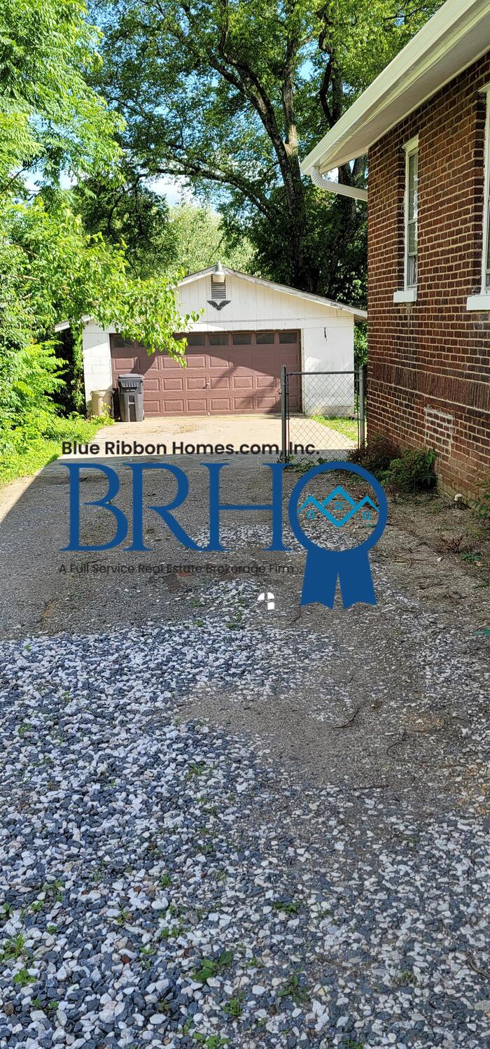 4118 Holston Drive – photo 5