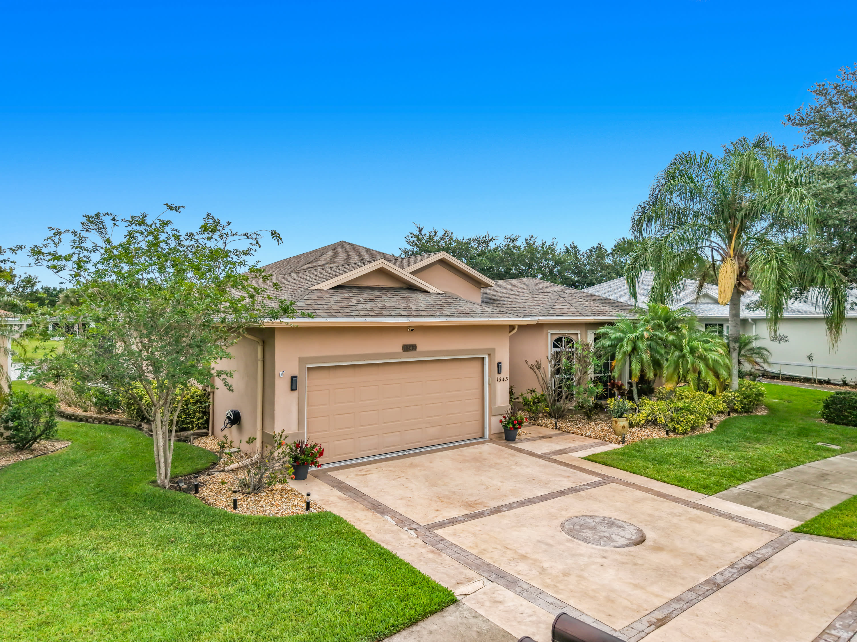 1343 Shoreline Circle – photo 1