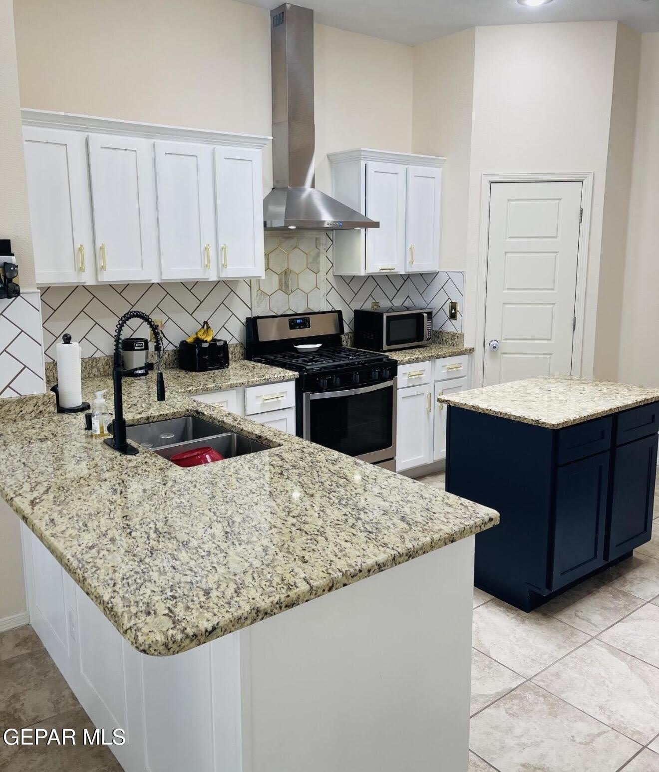 12605 AZULEJOS Street – photo 2