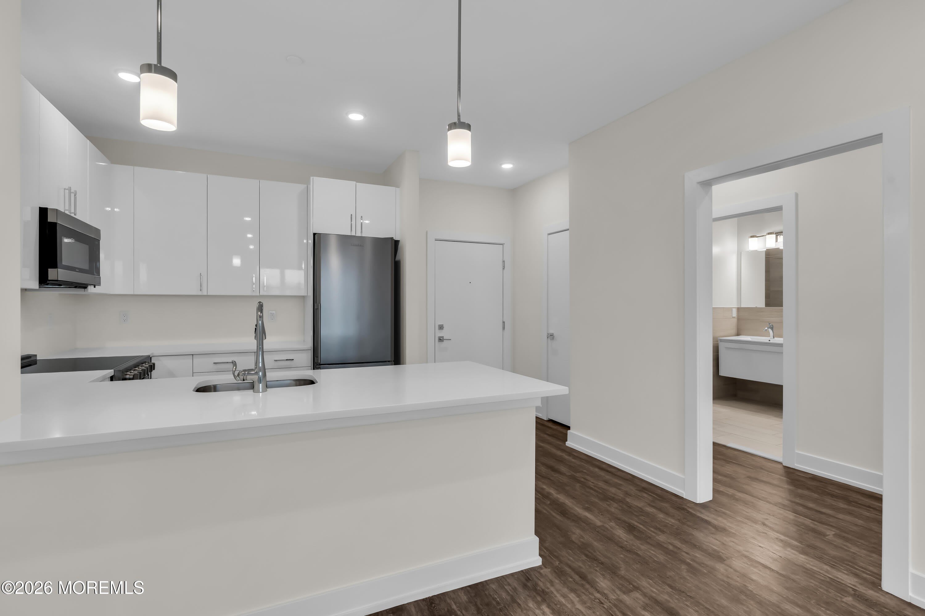 521 Lake Avenue – photo 5
