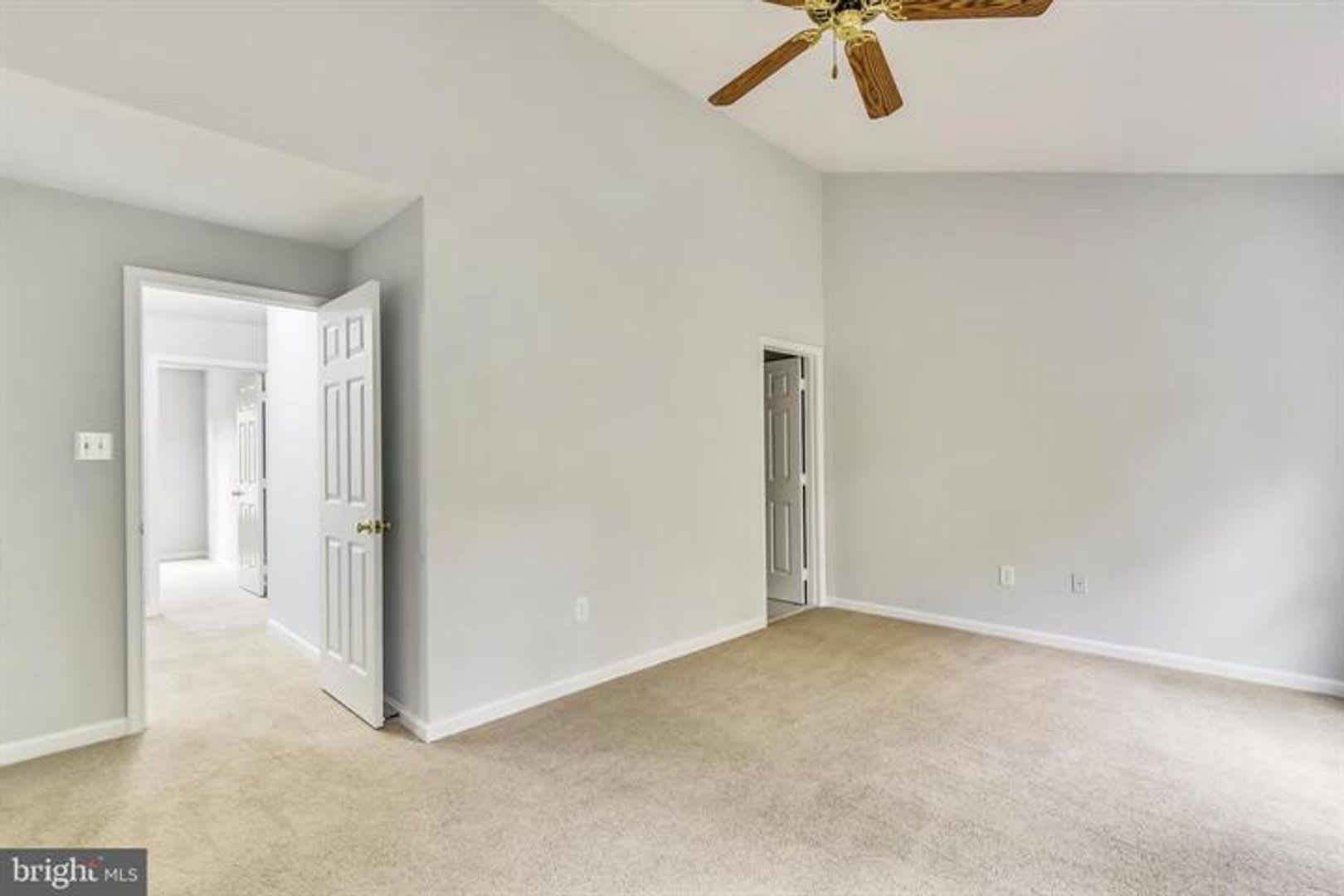 12369 Manchester Way – photo 5