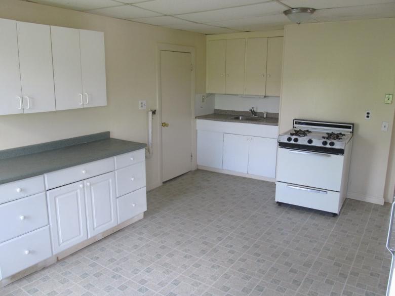 2 Sudbury Ct Apt 6 – photo 2