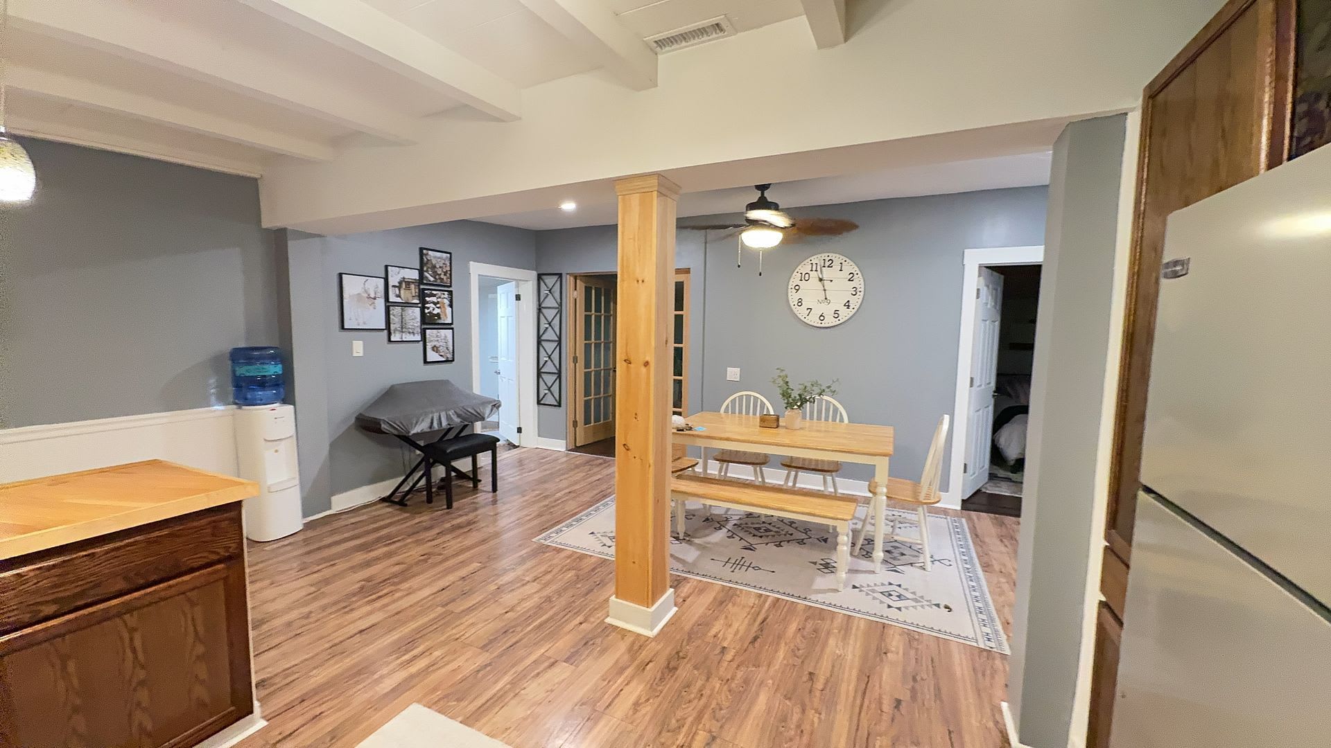 Beautiful Furnished Home with Cozy Rustic Finishes – photo 2