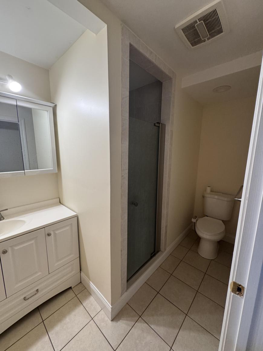 8 Dudley St – photo 5