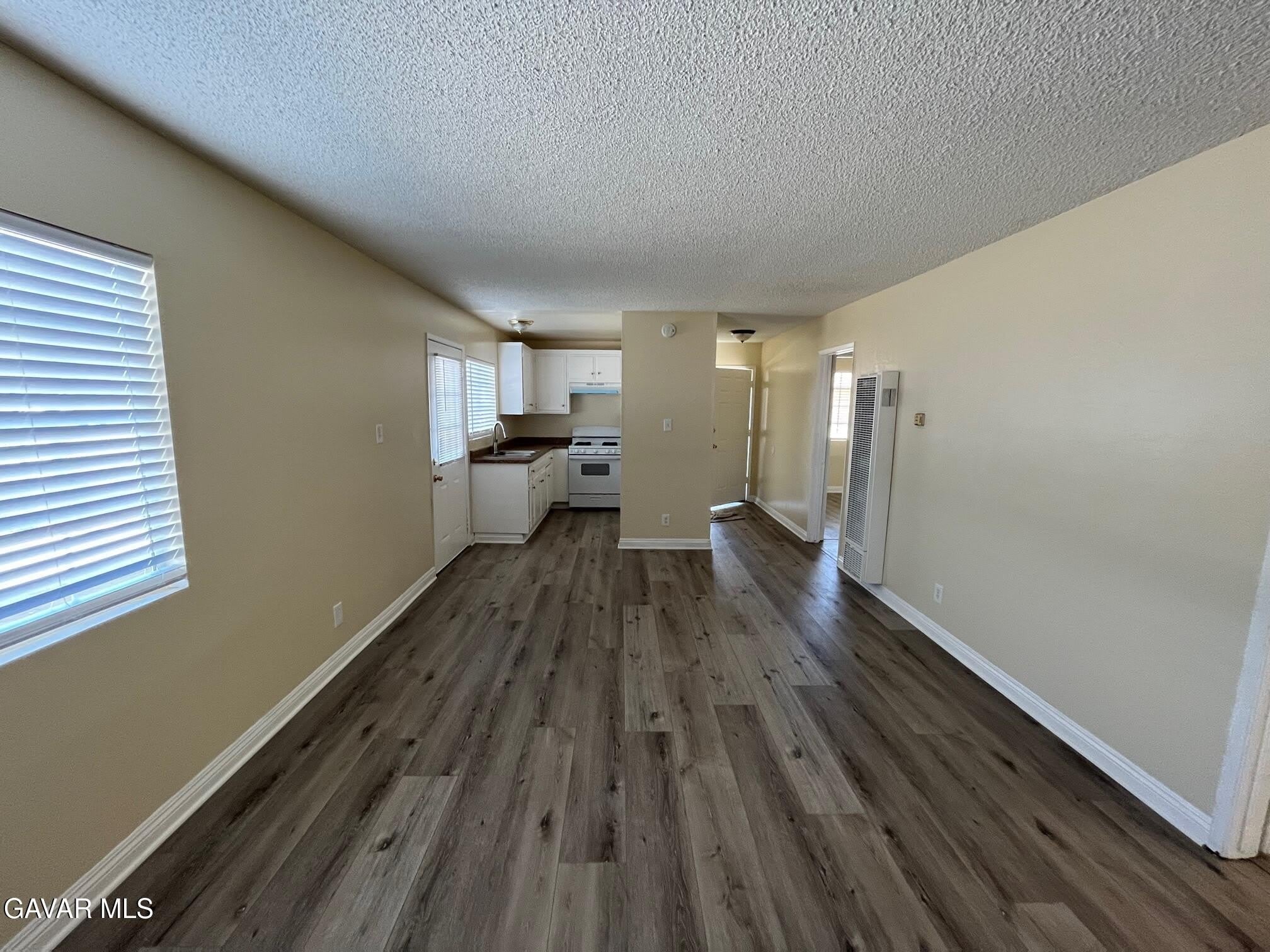 7819 Walpole Avenue – photo 3